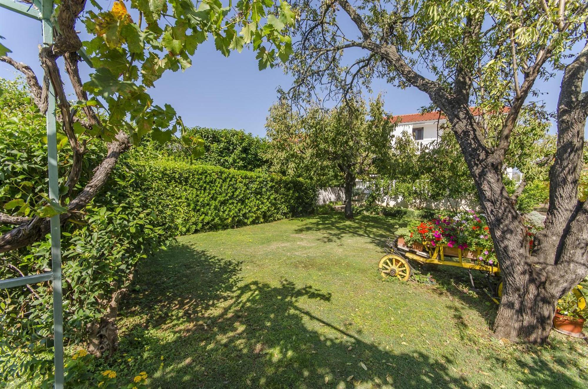 Apartment Tonkica Vodice Eksteriør billede